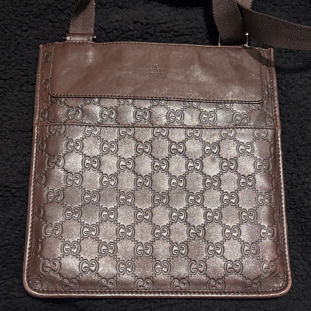 UNISEX GUCCI Guccissima Medium Flat Brown Messenger - AUTHENTICITY GUARANTEED - Picture 4 of 6